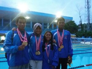 Keluarga Hendri RD Antarkan Pasbar Runner Up Cabor Renang Porprov XIV