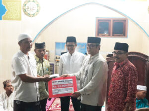 TSR Semen Padang Bantu Pembangunan Masjid Nurul Ikhwan Rao