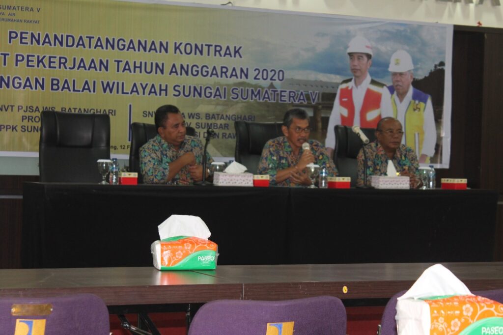 Awal Tahun sudah Tiga Kali Tanda Tangan Kontrak Paket Pekerjaan, BWS Sumatera V Bekerja Keras Bergerak cepat