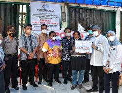 Semen Padang Bantu Korban Kebakaran Bandar Buat 800 Zak Semen