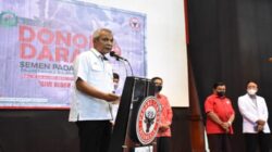 Plt Dirut Semen Padang, Asri Mukhtar Ajak Karyawan Donor Darah