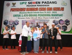 UPZ Baznas Semen Padang Serahkan Beasiswa  Rp1,4 M