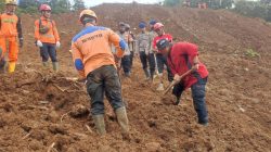 Evakuasi 6 Korban Gempa Cianjur, Semen Padang Apresiasi Kinerja Relawan TRC
