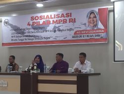 Hj. Nelvi Zuairina Anggota DPR RI Sosialisasikan 4 Pilar MPR RI