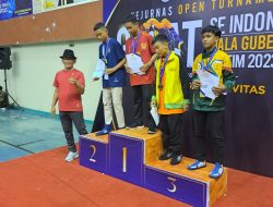 Dua Pegulat Junior Sumbar Persembahkan Emas di Open Turnamen Gulat Piala Gubernur Kaltim