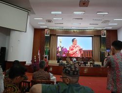 Peluncuran dan Bedah Buku Prof Firwan Tan,  Rektor Unand: Akan Menjadi Rujukan bagi Civitas Akademika Unand