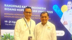 Novi Hendri Saling Berinteraksi dengan Nurdin Halid
