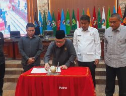 DPRD Sumbar Tetapkan KUA-PPAS 2026, Dorong Efisiensi Anggaran dan Peningkatan PAD