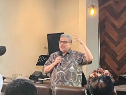 Ketua DPRD Sumbar Muhidi Dorong Penguatan Ekonomi Kreatif Lewat Sosialisasi Perda di Padang