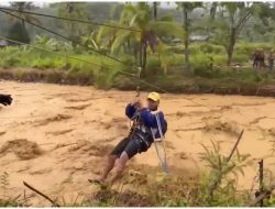 Aksi Heroik TRC Semen Padang dan Tim Gabungan: Selamatkan Tiga Warga Koto Tuo Pauh dari Terjangan Arus Batang Kuranji