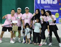 Pertandingan Beregu Komunitas Rutin Tenis Padang Sukses Digelar
