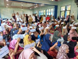 Peduli Bencana, Minang Golf Club Serahkan Donasi Tunai untuk Ratusan Warga Terdampak