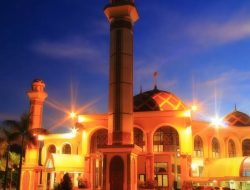 Dari “Lorong Waktu” ke Indarung: Megahnya Masjid Jabal Rahmah Semen Padang yang Menghidupkan Syiar Islam