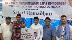 Evi Yandri Serahkan Bantuan Rp20 Juta untuk Musala Nur Ishlah Sawahan Timur, Saat Safari Ramadhan
