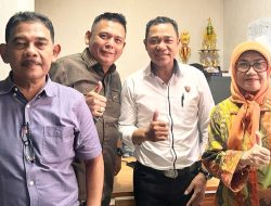 Sambangi Polres Bekasi, Waketum DPP PKPS Bobby Chan Bicarakan Kasus Pembunuhan Ermanto Usman