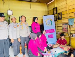 Polsek Sungai Beremas, Resor Pasaman Barat Kunjungi  Pasutri yang Menderita Sakit Menahun