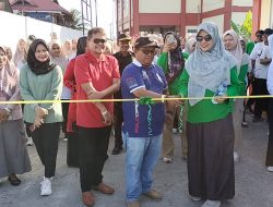 Hadiri Dies Natalis 19,Camat Nanggalo Lepas Jalan Santai STIFARM