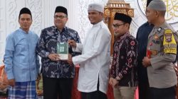 Safari Ramadhan Ketua DPRD Sumatera Barat, Muhidi, Ajak Jamaah Masjid Al Muhajirin Berinteraksi dengan Al Quran