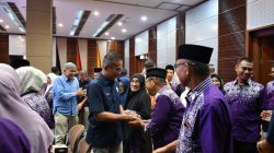 PT Semen Padang Lepas 48 Calon Jemaah Haji Karyawan dan Pensiunan