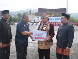 Semen Padang Lanjutkan Komitmen Cegah Stunting Lewat Bantuan Rp47 Juta di Hardiknas 2025