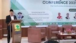 Buka Conference Andalas Civil Engineering 2025, Dekan FT Unand Prof Is Prima Nanda Kemukakan AI Bermanfaat Kurangi Resiko Bencana