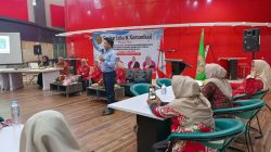 Ketua PWPS Dr Mairawita Wiwik Senang Seminar Etika dan Komunikasi Banyak Dihadiri Pengurus dan Anggota