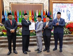 DPRD Sumbar Terima LHP LKPD 2024, Apresiasi Raihan WTP ke-13 Pemprov Sumbar dari BPK RI