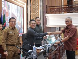 DPRD Sumbar Tetapkan Ranperda Fasilitasi Penyelenggaraan Pesantren sebagai Usul Prakarsa