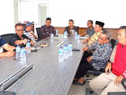 Anggota DPRD Kota Padang Erianto Silahturahmi bersama Ketua Rw dan Pemuda se Kelurahan Kuranji