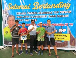 Sambangi Atlet Tenis Sawahlunto, GM PTBA UPO Yulfaizon Berikan Semangat dan Motivasi