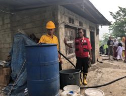 Semen Padang Kembali Salurkan Bantuan Air Bersih di Batu Gadang