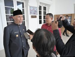 Gubernur Sumbar Mahyeldi Sudah Tahu Penyebab Banjir di Lubuk Sikaping