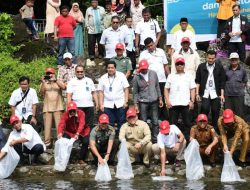 Semen Padang Sebar 3000 Ikan Bilih Hasil Konservasi dan Resmikan Reservat di Danau Singkarak