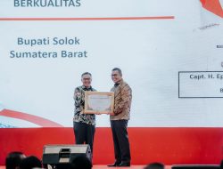 Bupati Solok Epiyardi Asda Raih Penghargaan dari BKKBN Pusat