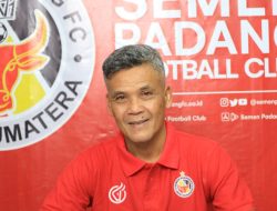Mantan Pemain PSP Hendri Susilo Tangani Semen Padang FC di Kompetisi Liga 1 2024/2025