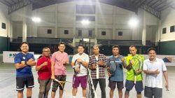 Laga Tenis Antar Pengurus PELTI Sumbar: Sempat Unggul Syafrizal/Novi Kalah Tea-break Lawan Suardi/Irawan
