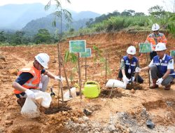 Resmikan Taman Reklamasi Padayo, Kadis ESDM : IUP PT Semen Padang Paling Disiplin