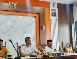  PJ Wali Kota Pariaman Roberia Silaturahmi dengan Pers 