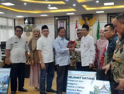 Sekwan DPRD Sumbar Terima Kunjungan Kerja Komisi II DPRD Riau