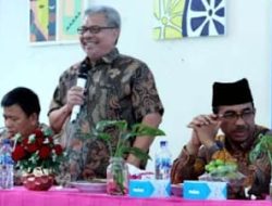 Ketua DPRD Sumbar Muhidi Kunjungi SMAN 3 Painan untuk Evaluasi Pendidikan