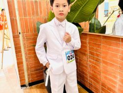 Khuradhadhbih Uwais Damishqui Raih Dua Juara Favorit Fashion Show di Jakarta Sekaligus Ikuti Talent Mega Kreasi Film