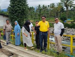 Zulkenedi Said Kunjungi Lokasi Pembangunan Penguatan Tebing di Sungai Batang Sopan Timbo Abu Talamau